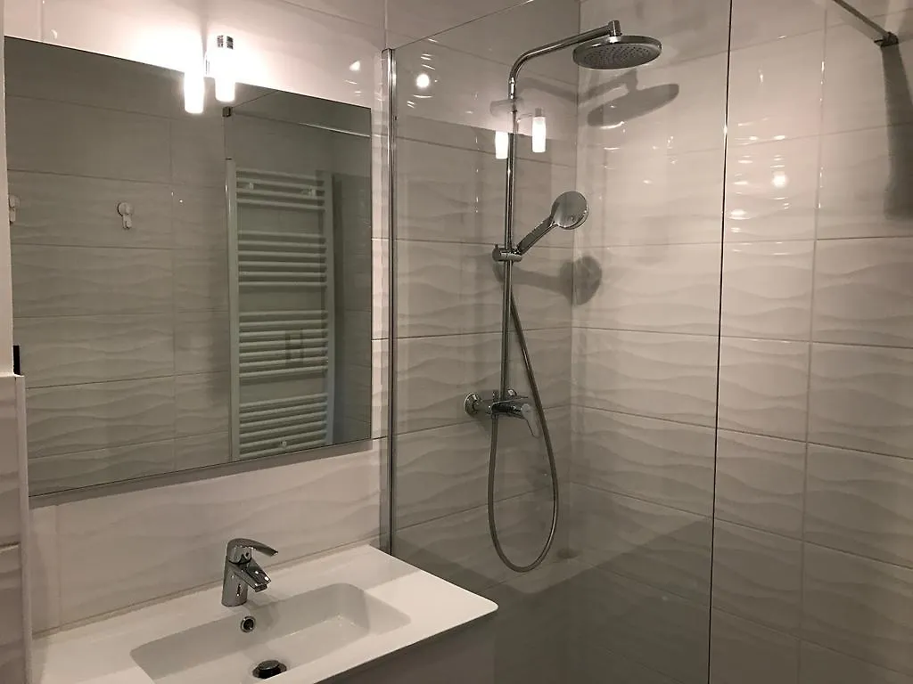 Dans Un Ecrin De Verdure Apartment Hyeres
