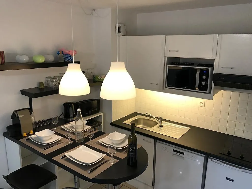 Dans Un Ecrin De Verdure Apartment Hyeres 0*,  France