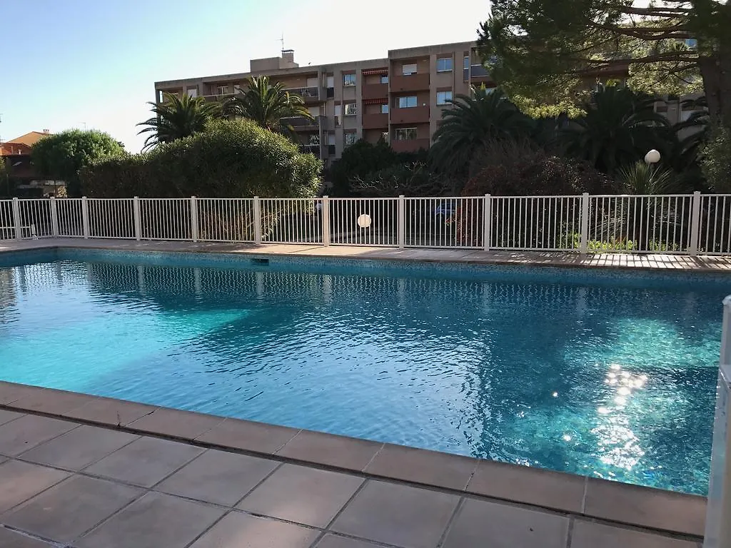 Dans Un Ecrin De Verdure Apartment Hyeres