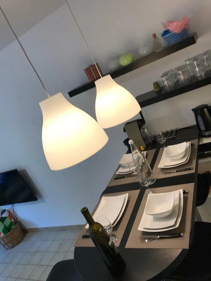 Dans Un Ecrin De Verdure Apartment Hyeres 0*,